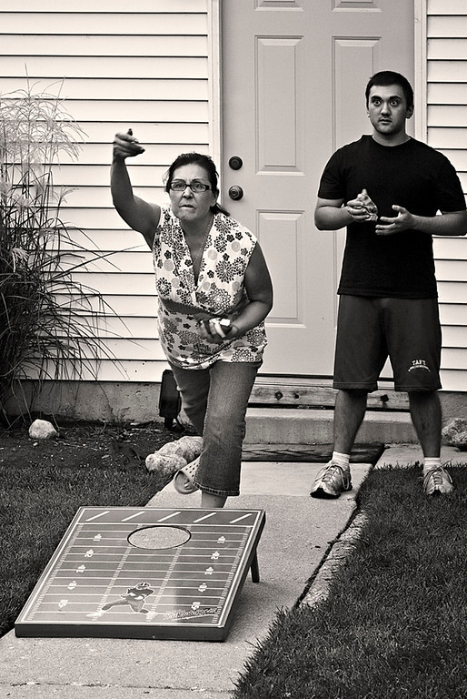 IMAGE: http://edl1954.smugmug.com/People-1/Random-Interest/IMG1078bw/997757638_NAp4B-XL.jpg