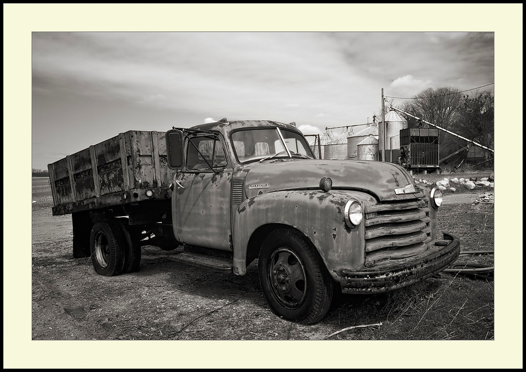 IMAGE: http://edl1954.smugmug.com/People-1/Random-Interest/IMG6046/1037344156_uHJth-XL.jpg